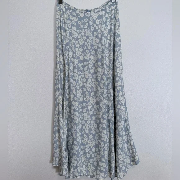 Reformation Zoe Midi skirt blue floral high slit size 4 - Picture 2 of 6